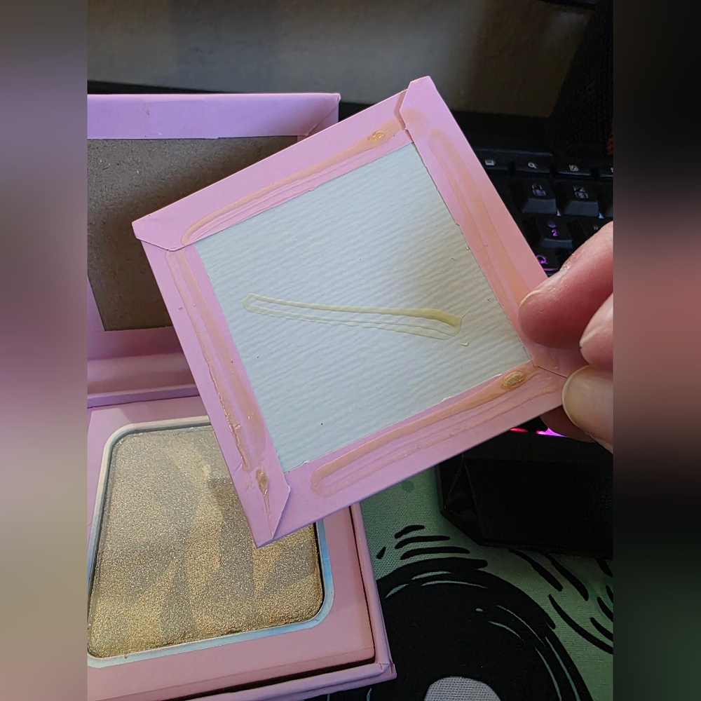 Bossup Cosmetics Blush and Highlighter Bundle - Picture 3 of 3